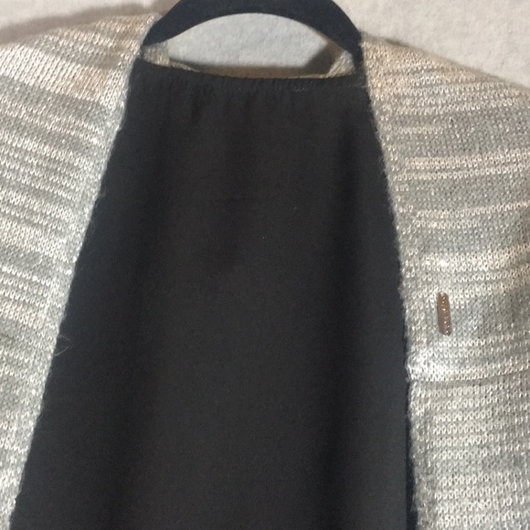 CALVIN KLEIN Buttery Soft Sweater-Knit Infinity Tiny Sequins & Metallic Threads - Picture 9 of 16